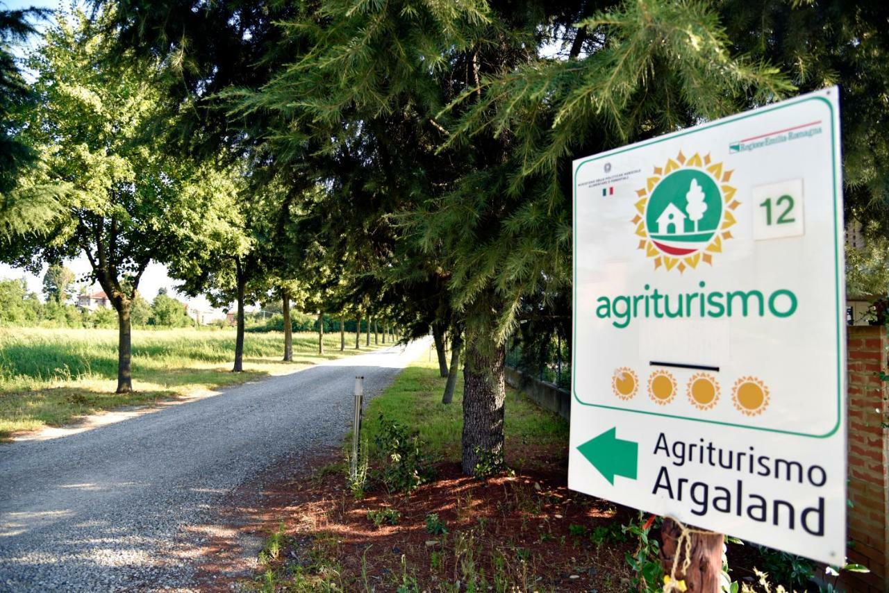 Agriturismo Argaland Parma Bagian luar foto